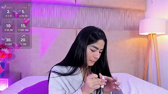 Chat +18 de _kyraa_ ao vivo