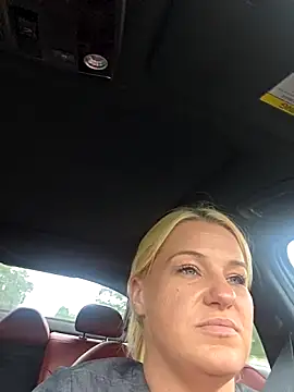 LadyB07's Live XXX Chat