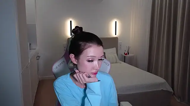 sweetiebones Chat XXX in diretta