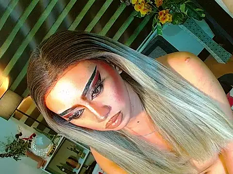 HOLLYWOOD_QUEEN_88 웹캠 쇼