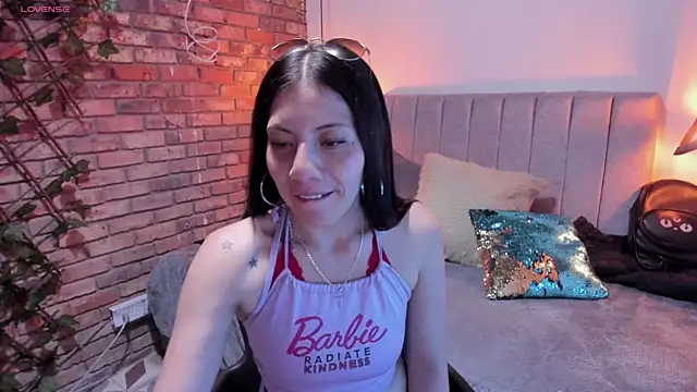 Abril_Fox__ Adlı Modelin Canlı XXX Sohbeti