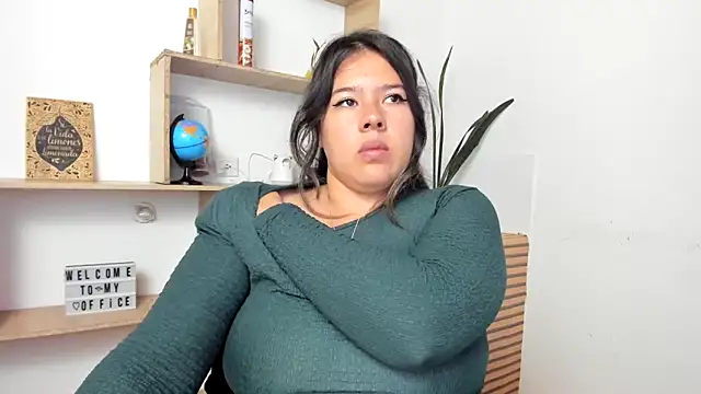 แชท XXX สดของ LinaBrowm