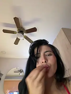 Cristal_Cerati_ Adlı Modelin Canlı XXX Sohbeti