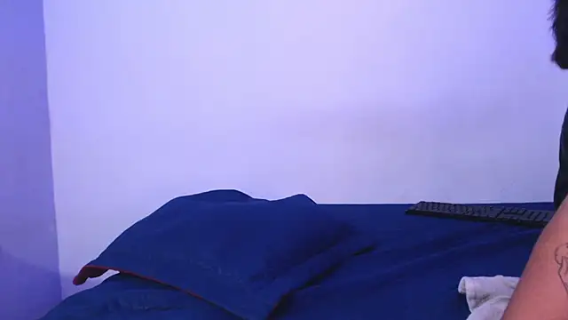 onixandghosty1 Show Webcam