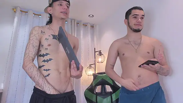 Chat XXX en directo de TheBatMansion