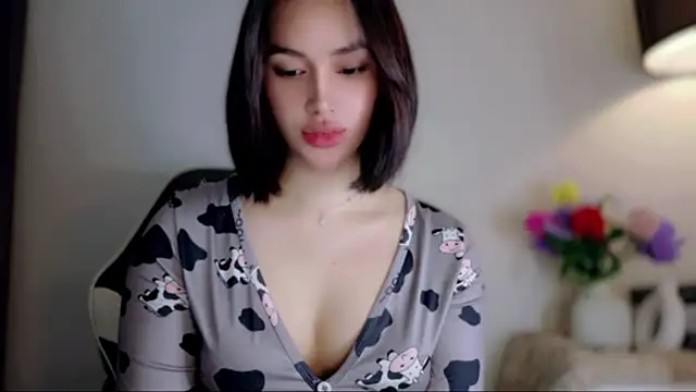 Pokazy przed kamerką – Anna_HollyDoll