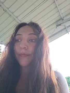 VickyHoult 现场XXX聊天