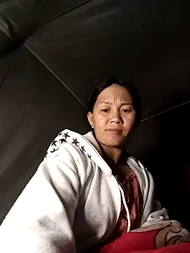 MaiHoa69's Live XXX Chat