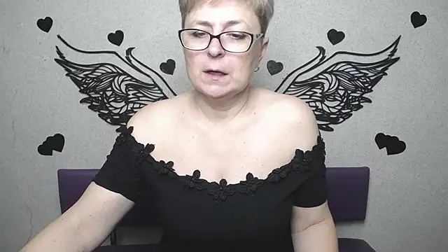 EmiliaGree: απευθείας συνομιλία ΧΧΧ