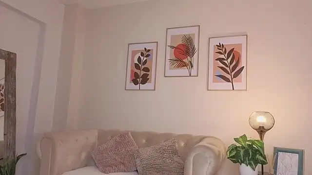 DahianaWalcott Adlı Modelin Canlı XXX Sohbeti