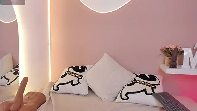 EllieMitchell Live XXX-Chat