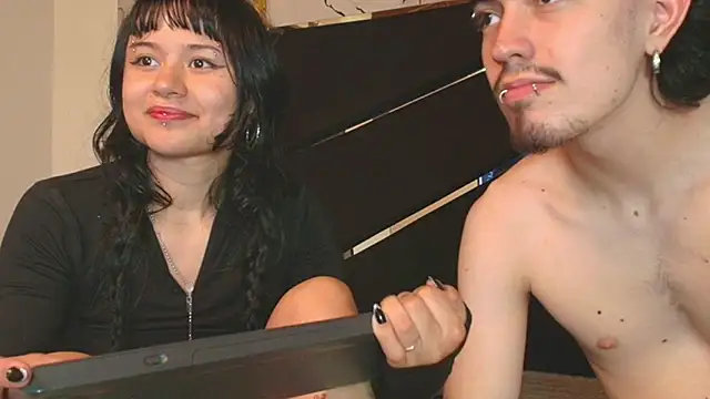 Chat XXX ao vivo de Couple_In_Heat