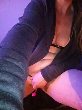 MiilaMii Adlı Modelin Canlı XXX Sohbeti