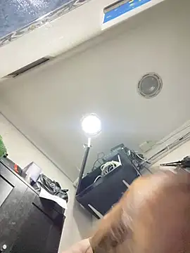 milly_cruz's Webcam Show