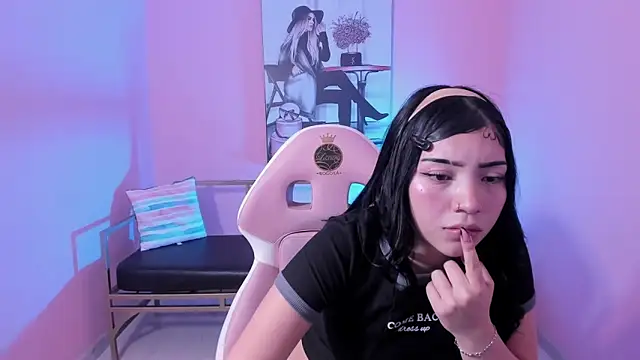 Soffi_x_x_'s Live XXX Chat