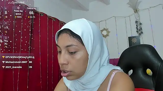 Show de HalimaKhemu na webcam