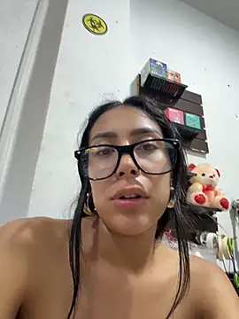 pregnant_sofii18 Show in webcam