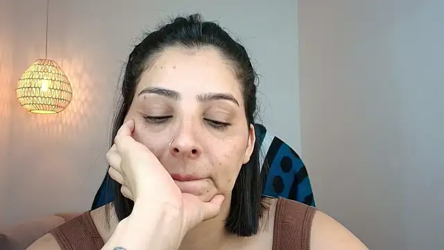 YummyAnna_ 现场XXX聊天