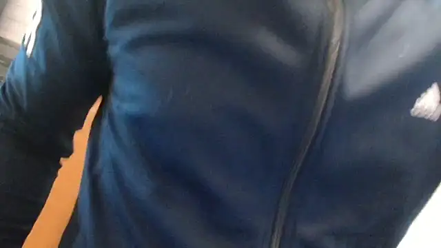 Show modela OskarBreno na web-kameri