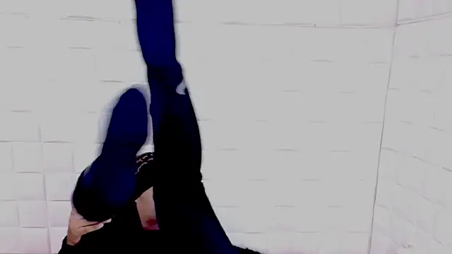 EroticSexyPrada's Live XXX Chat