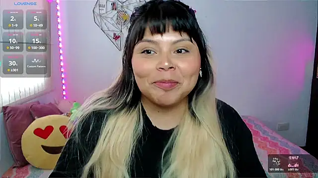 Chatroom XXX en direct de EllieMoonX