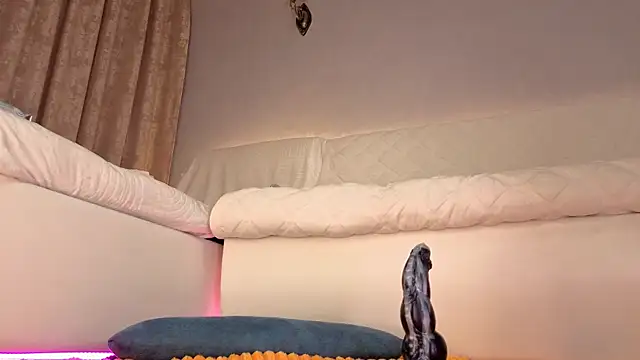 Ellijoys' Live XXX Chat