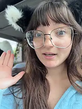 urpuppymoon's Webcam Show