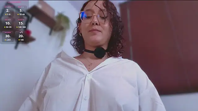 kittysophie_ Adlı Modelin Canlı XXX Sohbeti