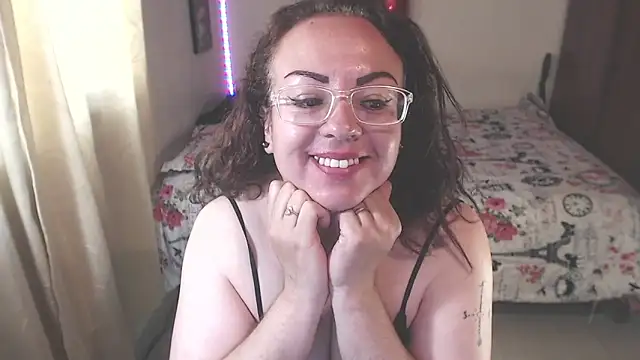 Chatroom XXX en direct de TaniaGoddess