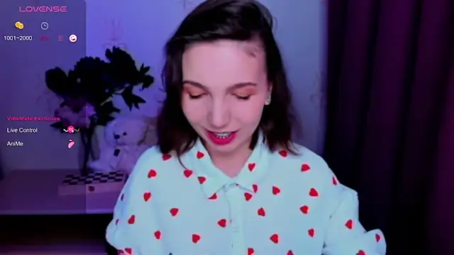 KindHazelHere_のライブXXXチャット