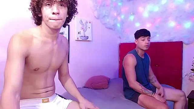 destroy_girls – Kamerová šou