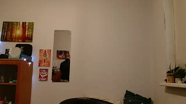 Chat +18 de OskarBreno ao vivo