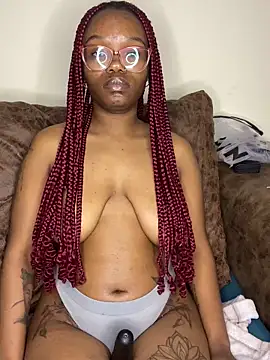 YummyMelanin117 Live XXX-Chat