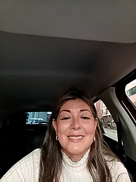 emma_tour's Live XXX Chat