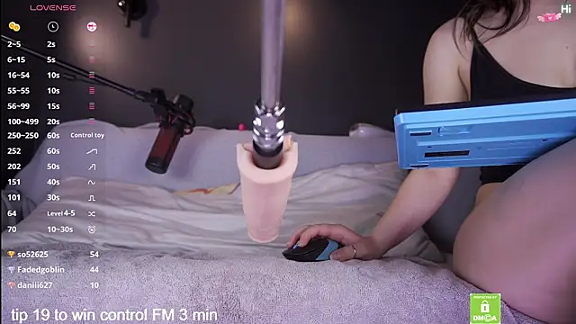 โชว์เว็บแคมของ Black_and_Wh1te