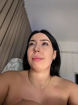 KimArts Adlı Modelin Canlı XXX Sohbeti