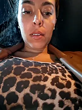 Luianna Live XXX-chat