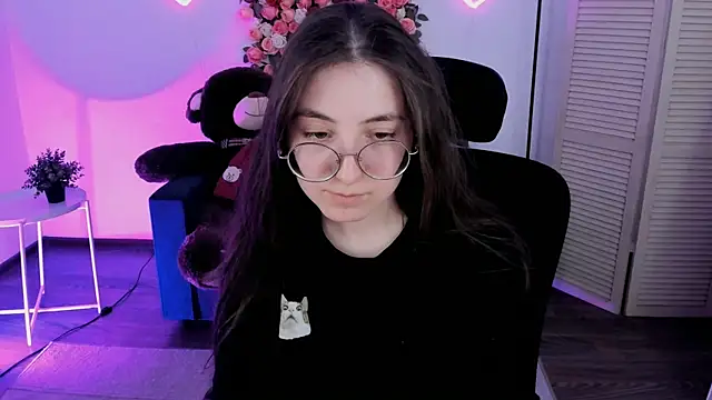 XXX chat uživo modela VirtuallVoyant