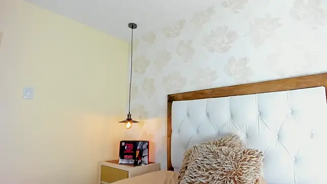 IRISCLARK1n Live XXX chat