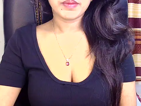 Noor_ZarinのライブXXXチャット