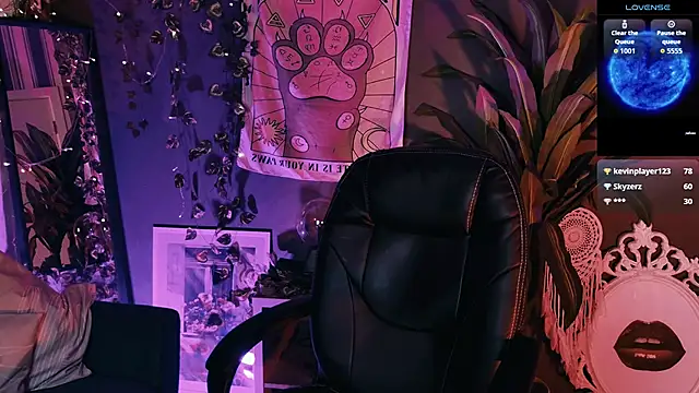 Noah_ElmerX's Live XXX Chat