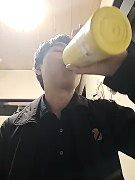 whitebriefboyのウェブカメラショー