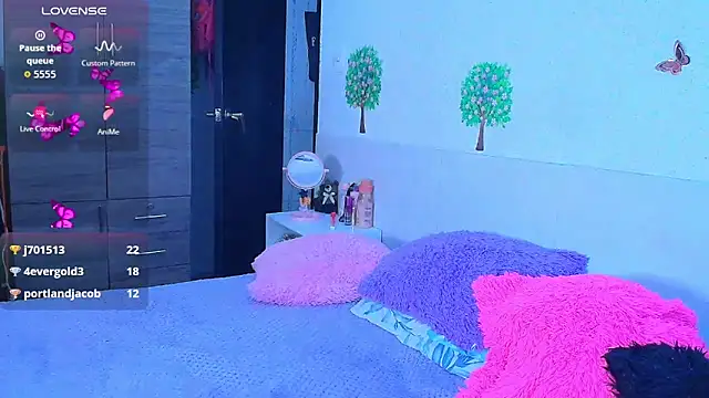 Онлайн чат XXX emily_cooper_t