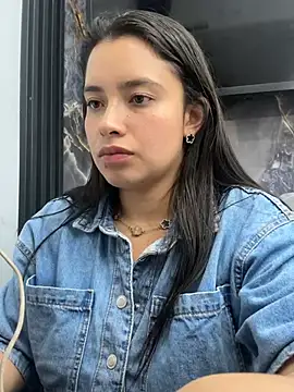 Miss_Bella_Flame's Live XXX Chat