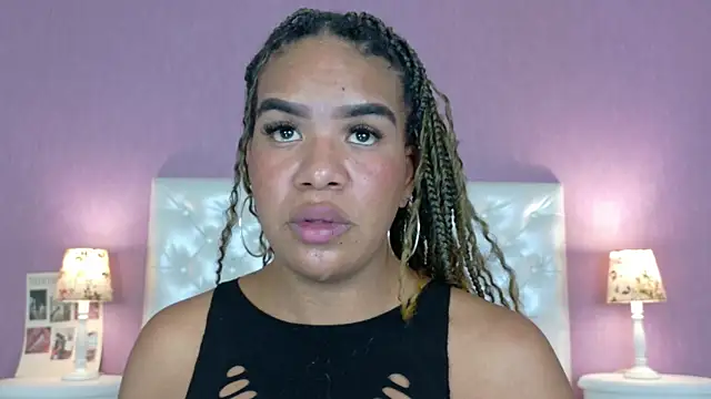 ScarletMusk Chat XXX in diretta