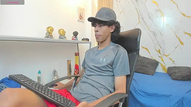 Show de webcam de Zayn_Fox32