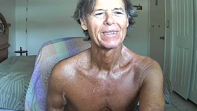 nakeedcowboi65 webkamerás műsora