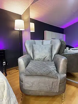 Samantha_Milf__'s Webcam Show