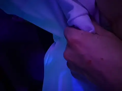 chronic_vibez: онлайн-секс-чат