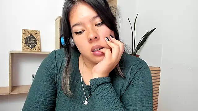 LinaBrowm's Live XXX Chat